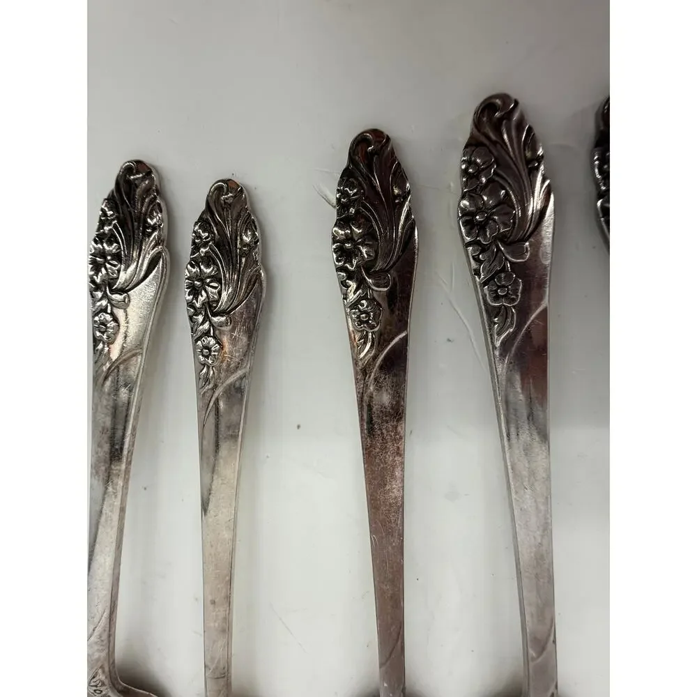 Oneida Community Evening Star Silverplate Salad Dessert Forks 1950s Lot of 8